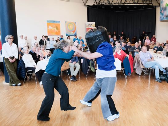 ZGLJT 26 Selbstverteidigung Komprimiert (4) (1) ZGLJT 26 Selbstverteidigung Komprimiert (4) (1)