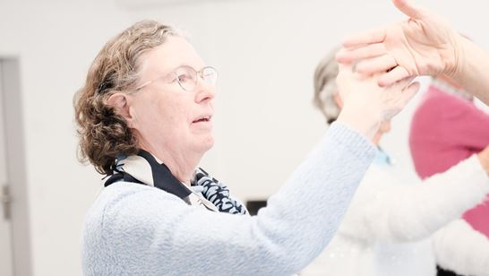 ZGLJT 26 Body Music Komprimiert (54) ZGLJT 26 Body Music Komprimiert (54)