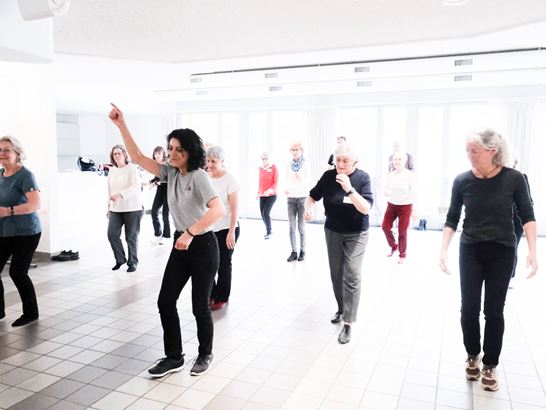 ZGLJT 26 Tanzen (2) ZGLJT 26 Tanzen (2)