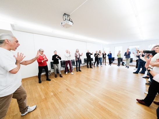 ZGLJT 26 Selbstverteidigung Komprimiert (8) (1) ZGLJT 26 Selbstverteidigung Komprimiert (8) (1)